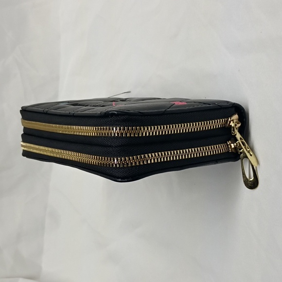 Hello Kitty Wallet - Picture 3 of 7